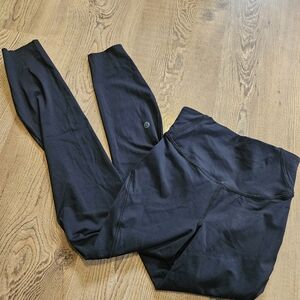 Lululemon base pace leggings